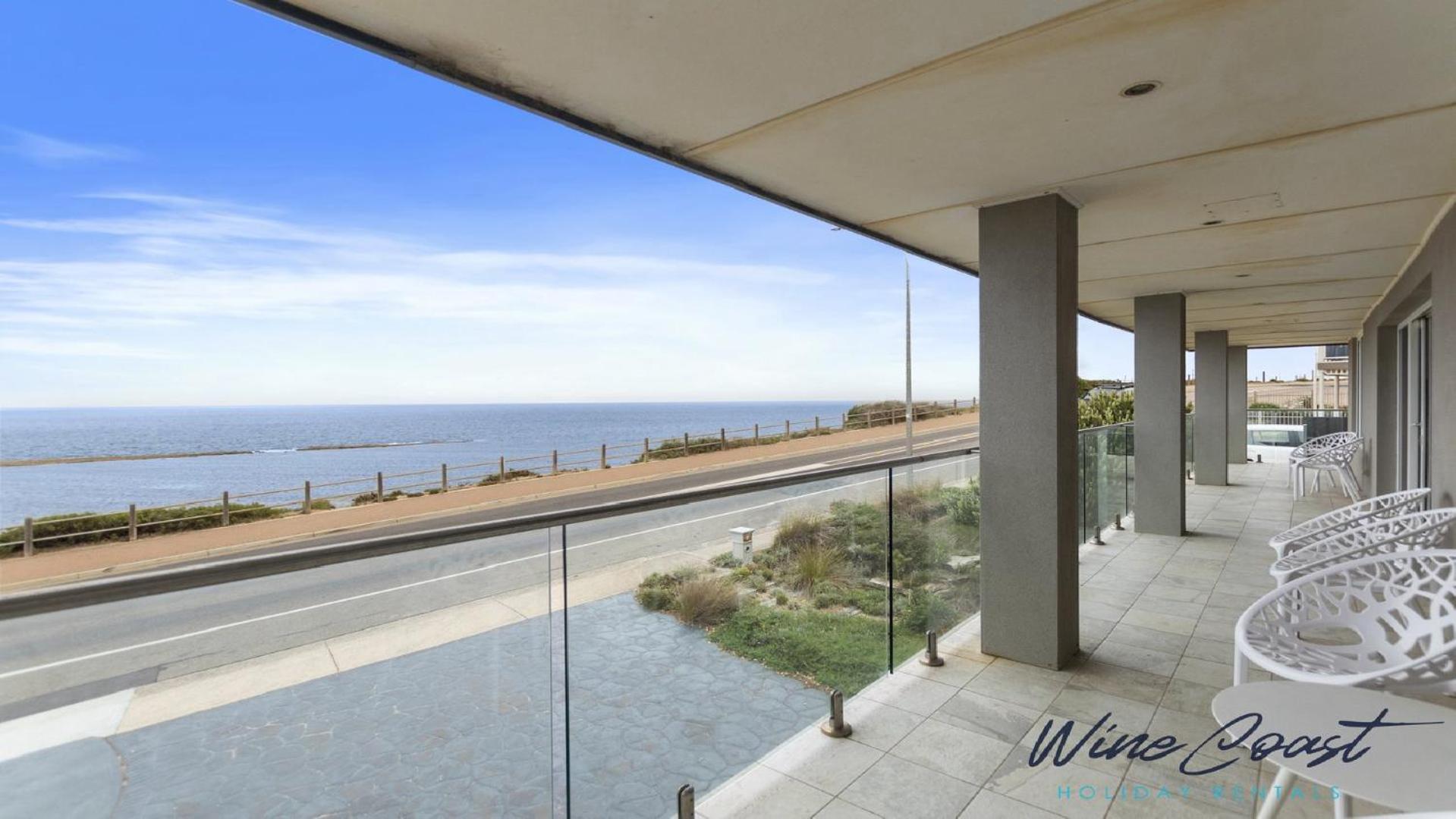 35 Degrees South By Wine Coast Holiday Rentals - Escape To The Fabulous 35 Degrees South By Wine Coast Holiday Rentals. Port Noarlunga Buitenkant foto